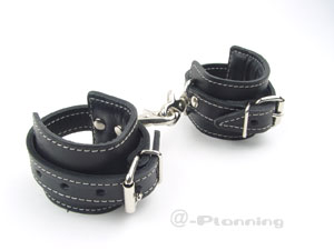 ボンテージバタフライ 手枷(てかせ)