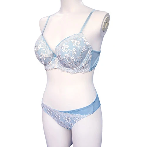 【アダルトグッズメーカー紹介文】おとこの娘専用にデザインした本格的ブラ&ショーツセット。おとこの娘のお洒落は下着から。