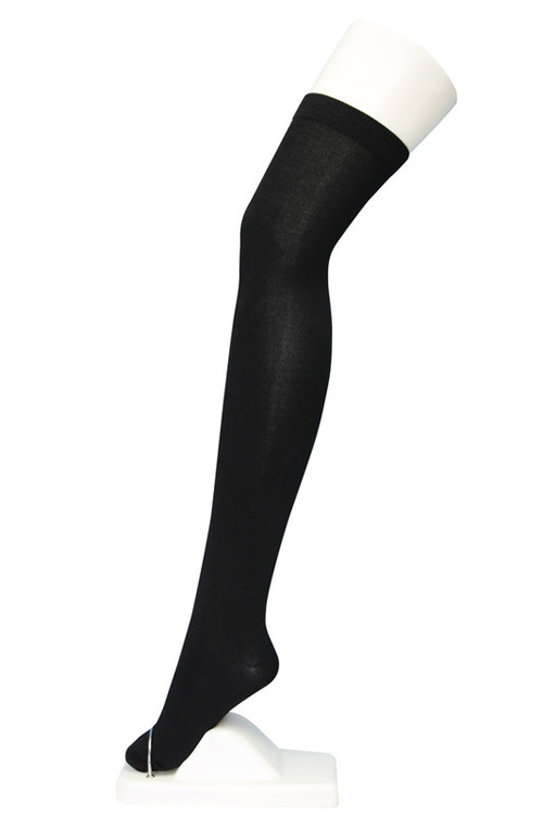 とある男の娘のロングニーソックス 黒_0